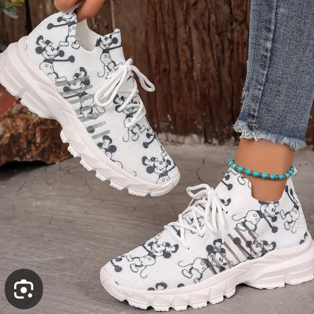 Women’s White Cartoon Knit Lace-Up Sneakers